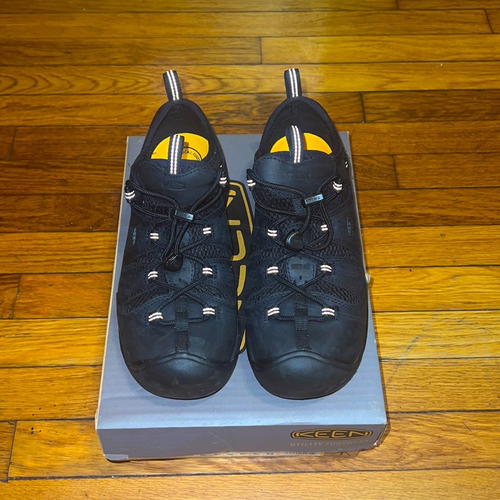 Safety Shoes 👟